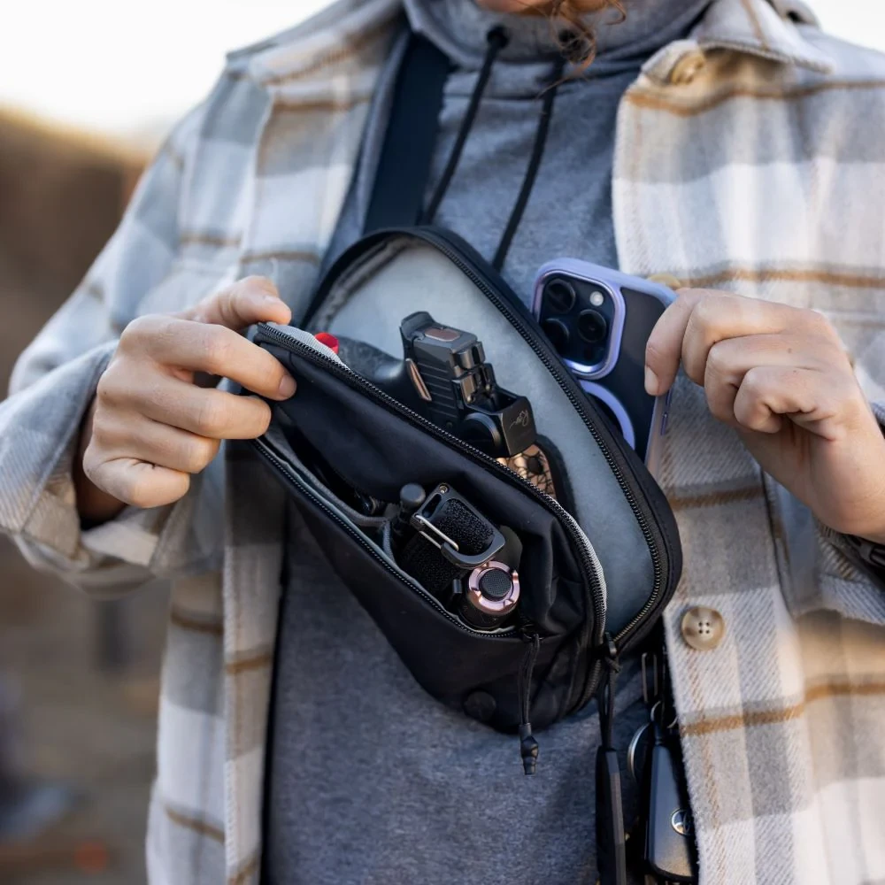 Vertx Everyday Fanny Pack 2.0, Black - Image 3
