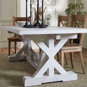 Hamptons Style Furniture and Decor