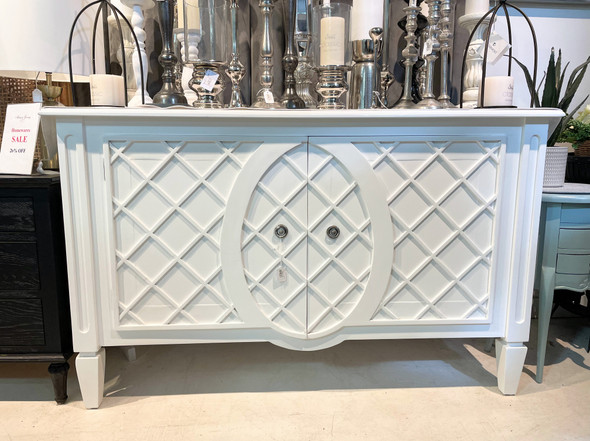 Dauphine Server - True White