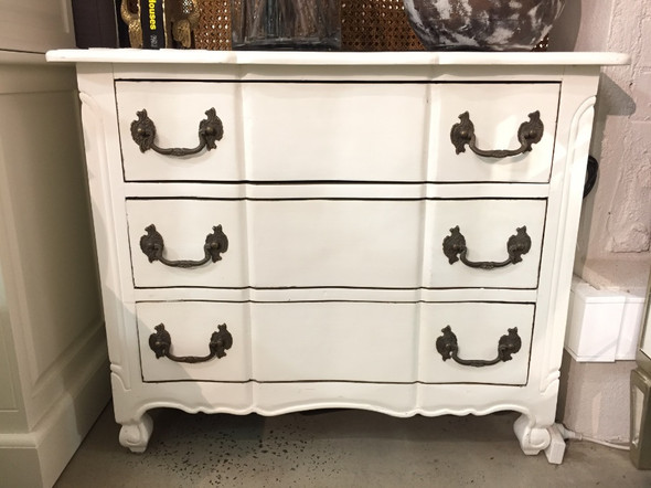 Provence 3 Drawer Dresser Medium - White Light Distressed - Size: 75H x 91W x 46D (cm) - French Provincial style