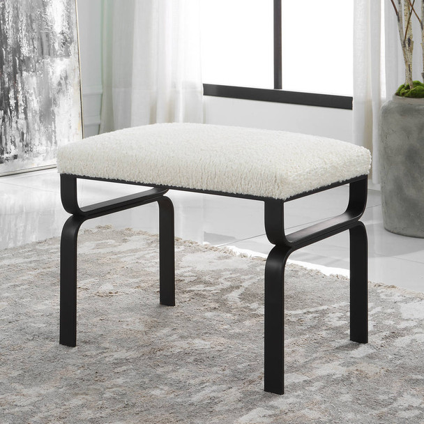 Diverge White Shearling Small Bench - Size: 48H x 58W x 38D (cm) - Contemporary style