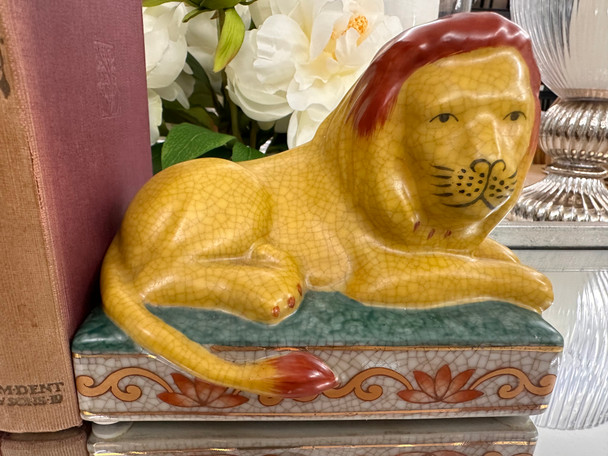 ISLA007 Porcelain Isla Lion Bookends - C.A.M 