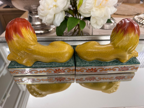 ISLA007 Porcelain Isla Lion Bookends - C.A.M 
