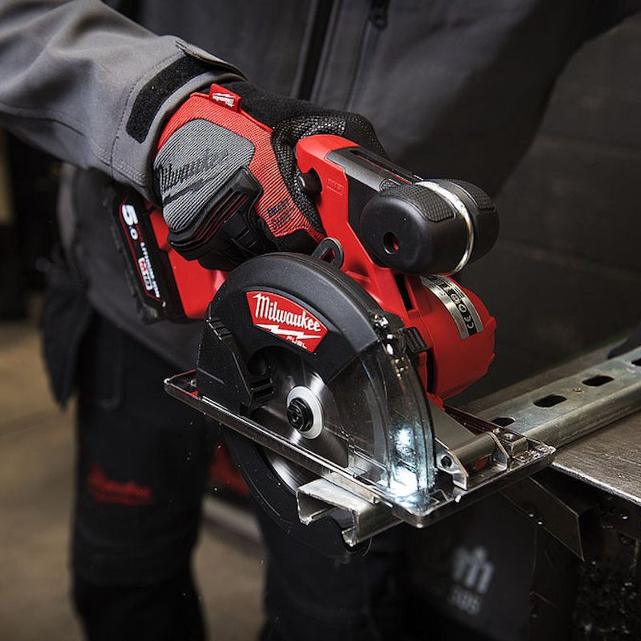 MILWAUKEE M18 FUEL METAL CUTTING CIRCULAR SAW M18FMCS-0| ToolForce