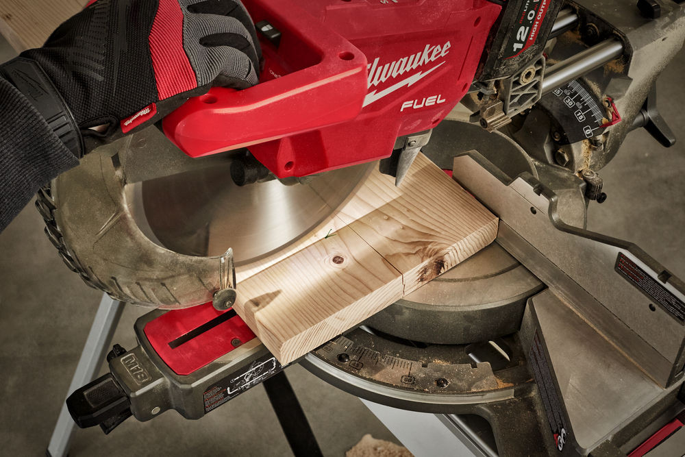 Milwaukee M18 Fuel Double Bevel Slide 