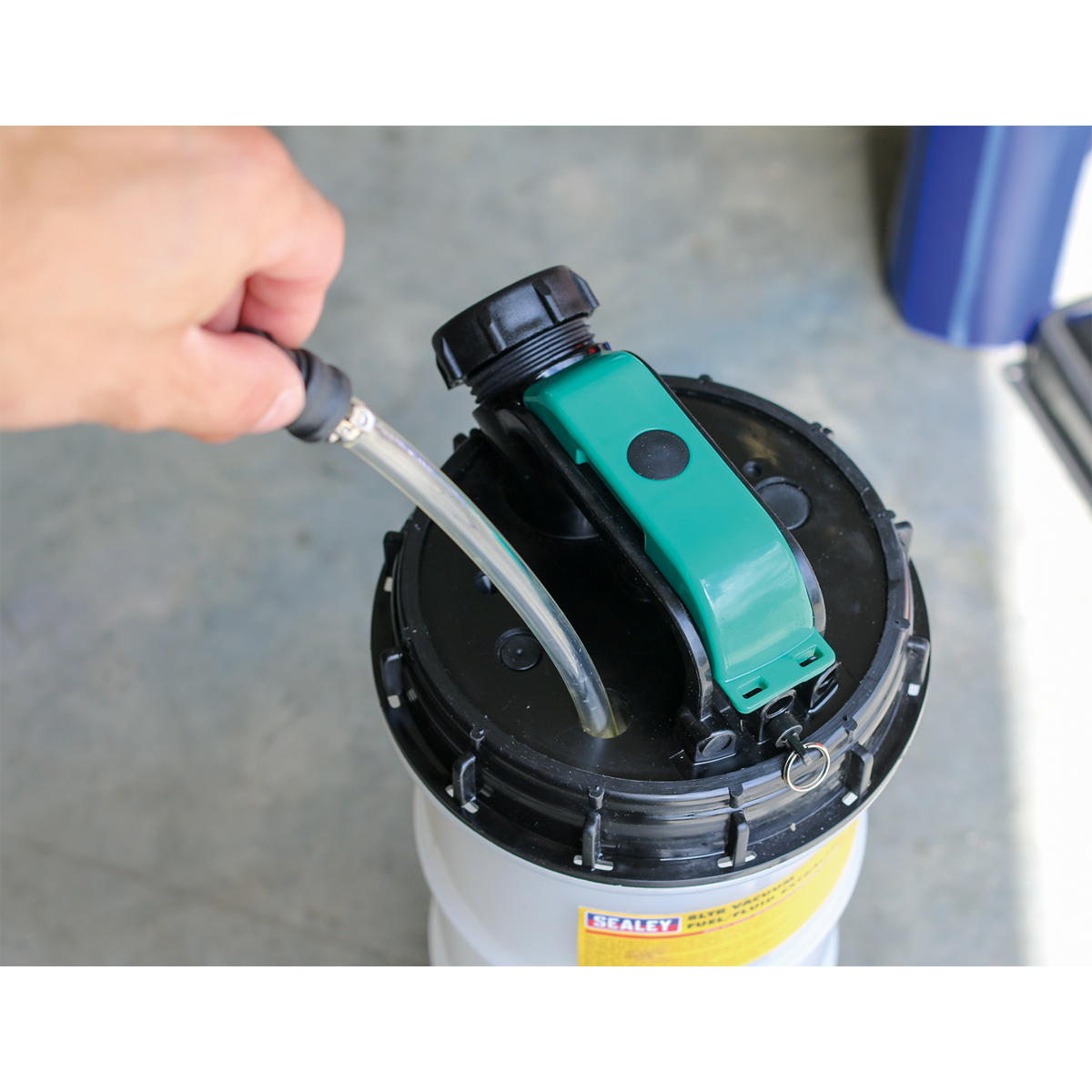 Vacuum Fuel/Fluid Extractor 8L TP204 