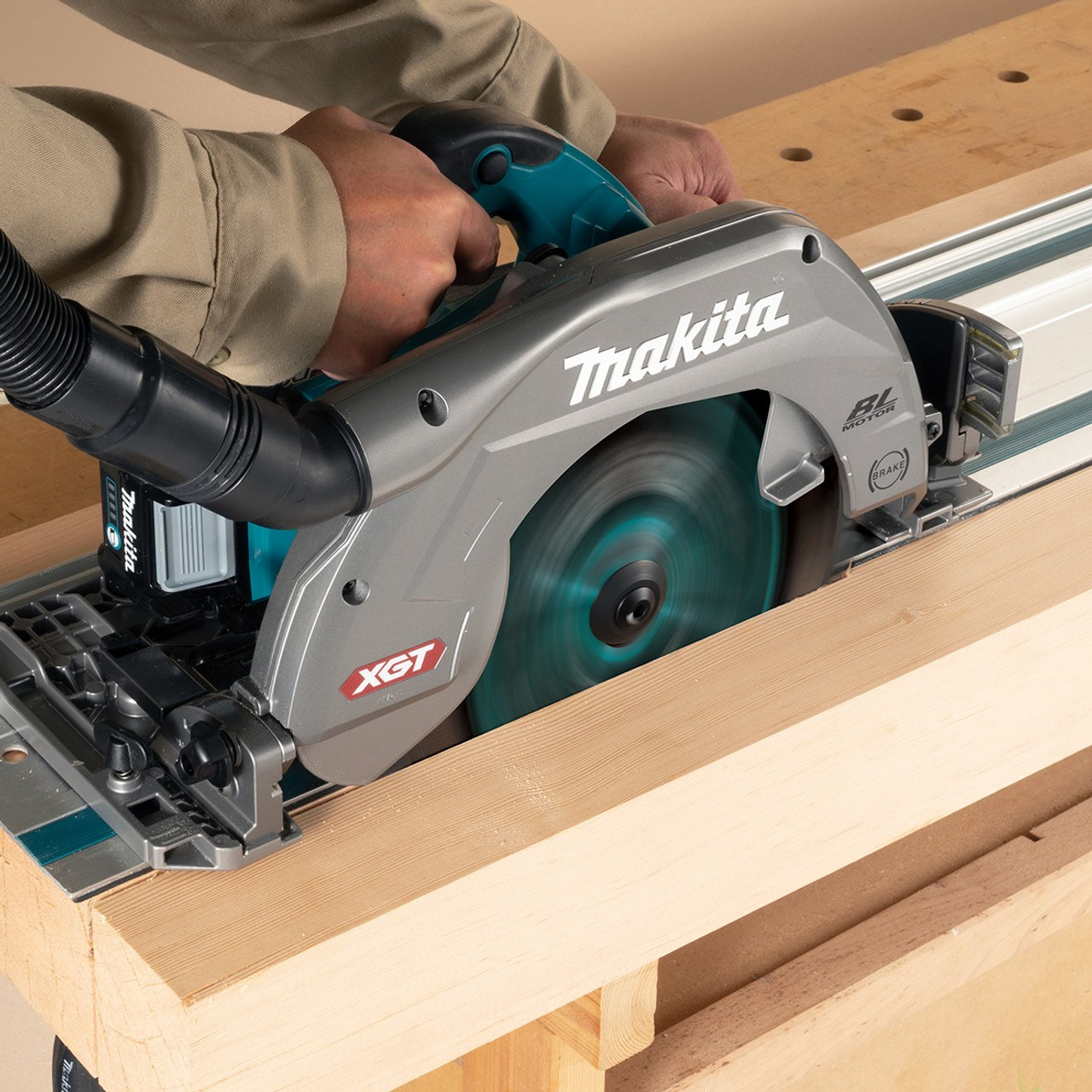 Makita 40V MAX XGT Circular Saw 270mm Body HS011GZ Toolforce