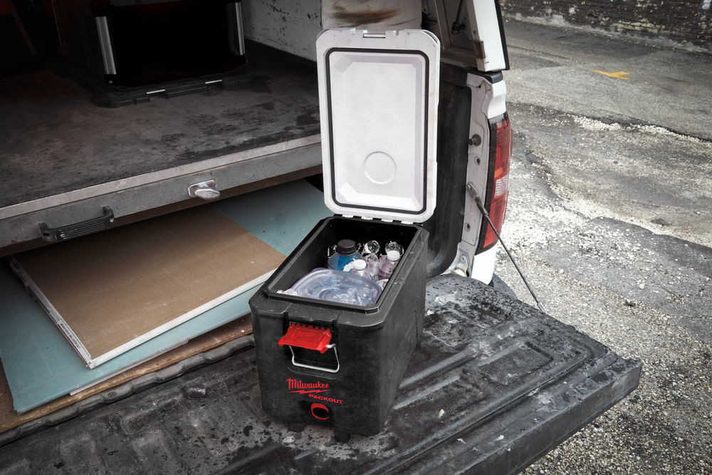 Milwaukee Packout Hard Cooler Box 