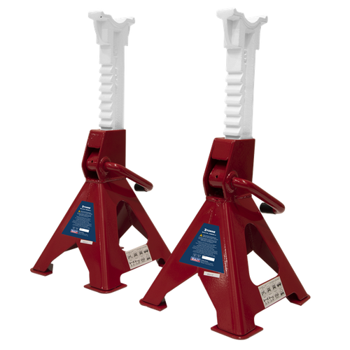 Axle Stands (Pair) 3tonne Capacity per Stand Ratchet Type | Ratchet type axle stands with cast iron support posts. | toolforce.ie