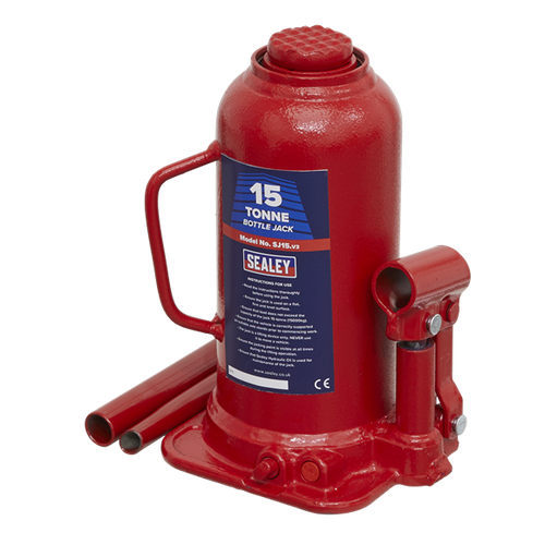Sealey 15 Tonne Bottle Jack SJ15 | Base and reservoir machine welded for increased strength and reduced chance of leakage. | toolforce.ie