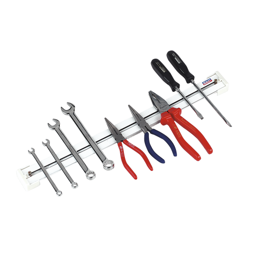 Wall or toolbox mounting magnetic rack. | Suitable for retaining frequently used steel tools such as screwdrivers, spanners and pliers.