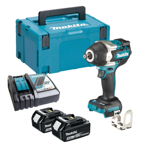 Makita 18v 12 700nm Impact Wrench Cw 2 X 5.0ah MAKDTW700RTJ | Comfortable handling without losing any impact | toolforce.ie