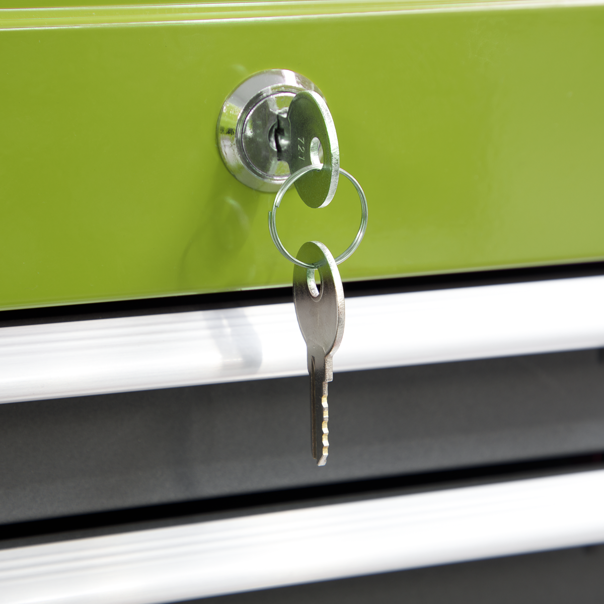 lockable sealey green tool top chest and roll cab