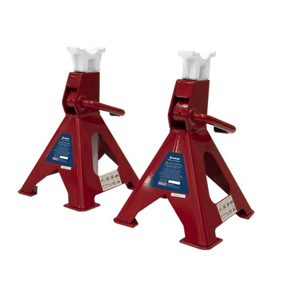 Axle Stands (Pair) 3tonne Capacity per Stand Ratchet Type | Ratchet type axle stands with cast iron support posts. | toolforce.ie