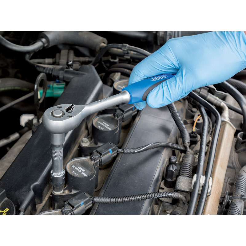 reversible soft grip ratchet with 3/8" socketry set
