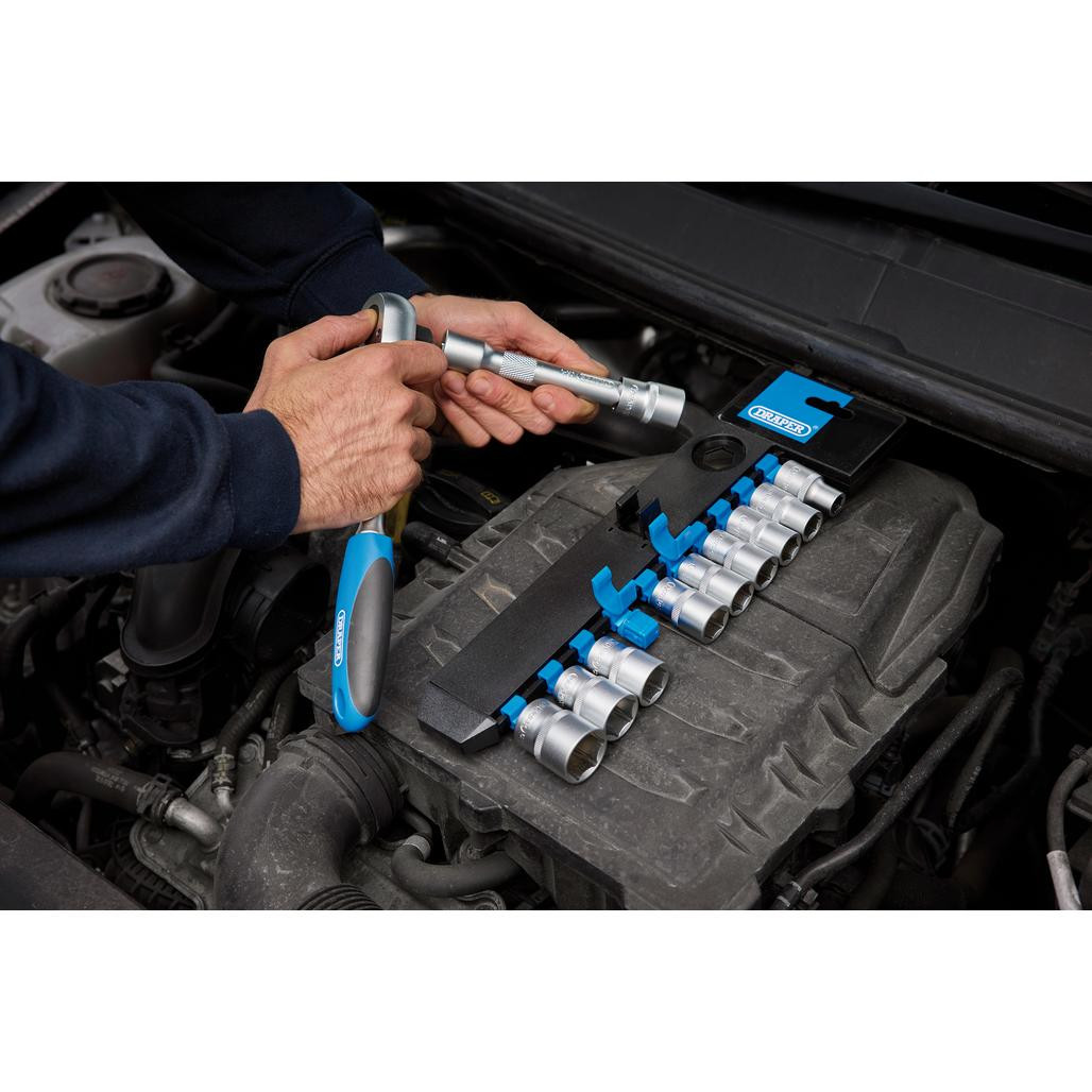 72 tooth reversible ratchet with soft grip handle and "quick release" button
125mm extension bar