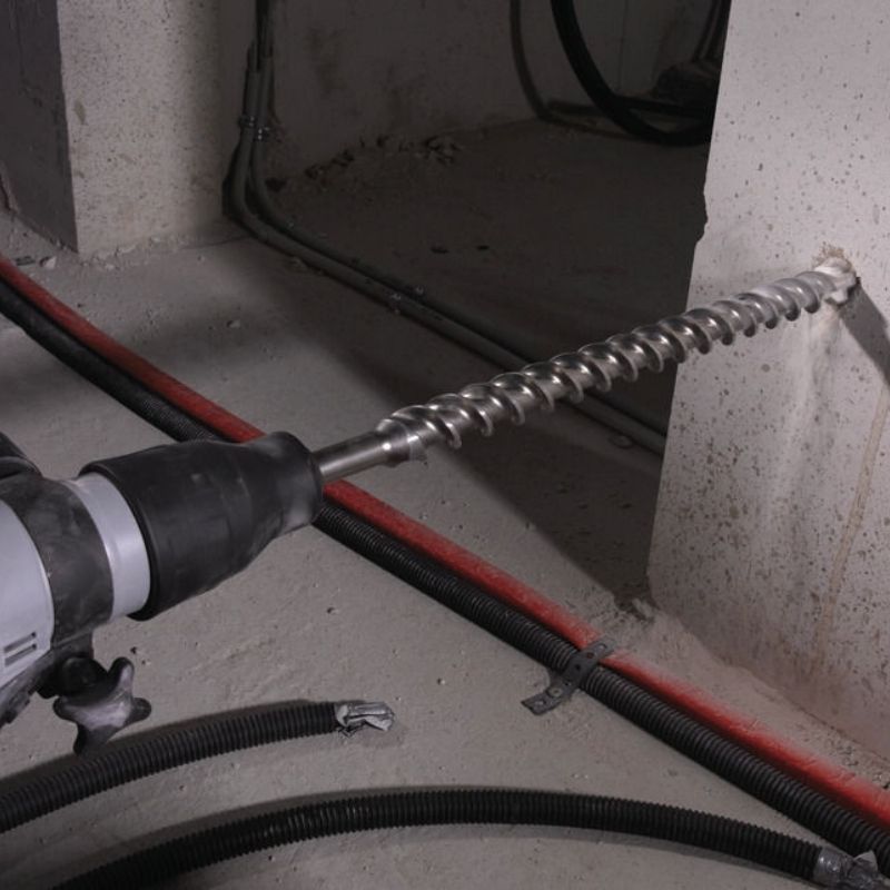 4 flute geometry. The high volume 4 flute geometry ensures the optimum removal of dust and debris.