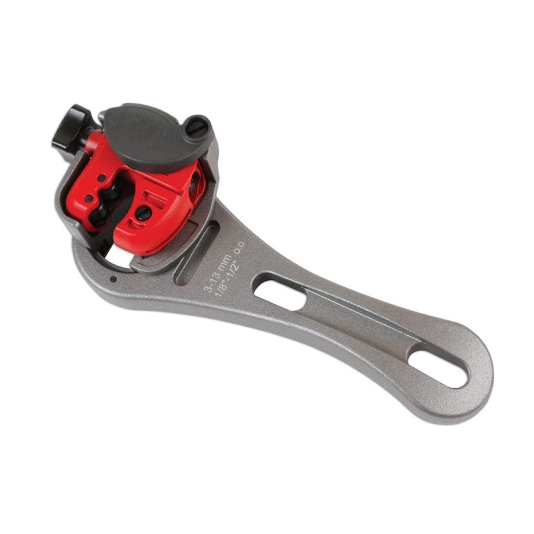 Ratchet action pipe cutter 3-13mm