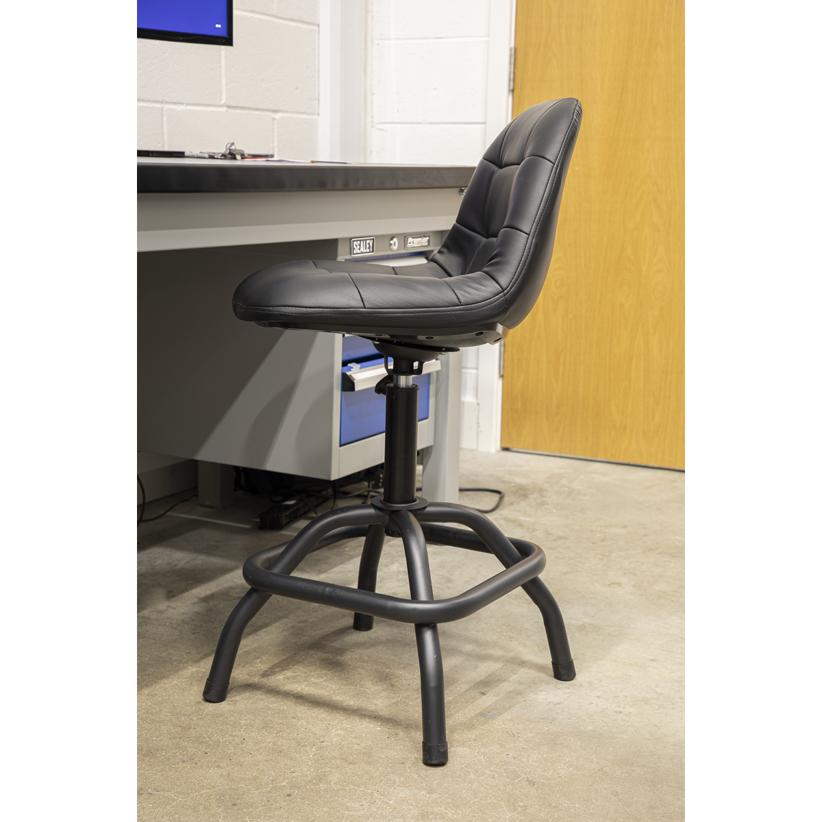 Office Chair with Adjustable Height SCR01B