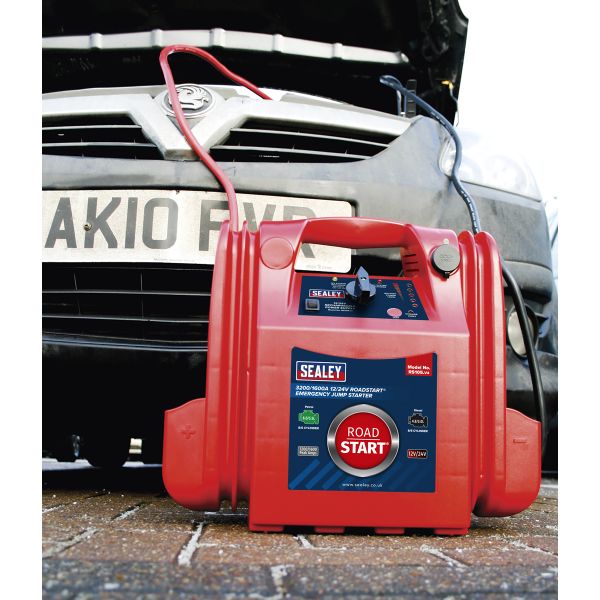 Sealey RoadStart® Emergency Jump Starter 12/24V 3200/1600 Peak Amps RS105 | Suitable for starting 24V vehicles with 6-cylinder petrol engines up to 3.5L and 6-cylinder diesel engines up to 3L.
