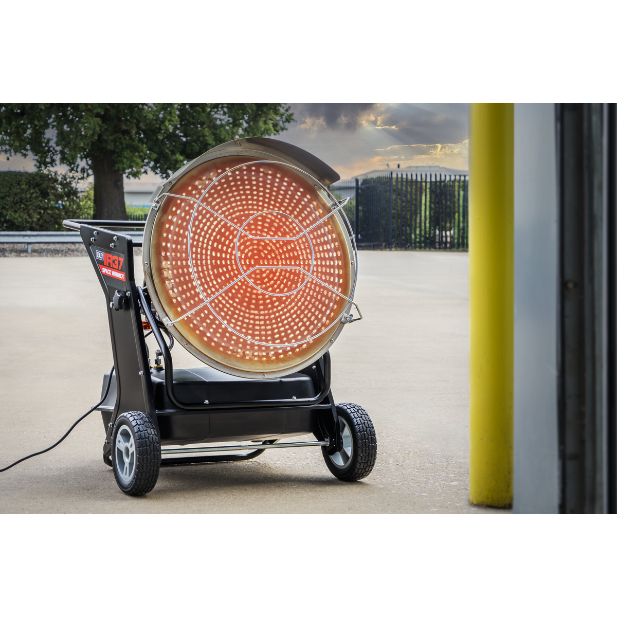 Sealey Infrared Paraffin/Kerosene/Diesel Heater 28/37kW 230V IR37