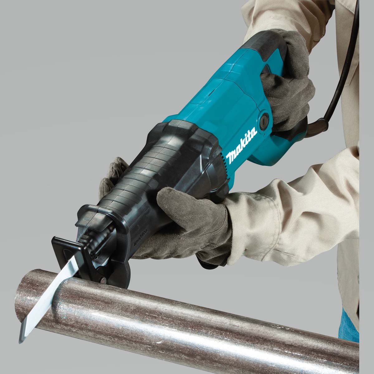 Makita Sabre Saw 240volt MAKJR3051TK | Reinforced shoe with tool-less blade change | toolforce.ie