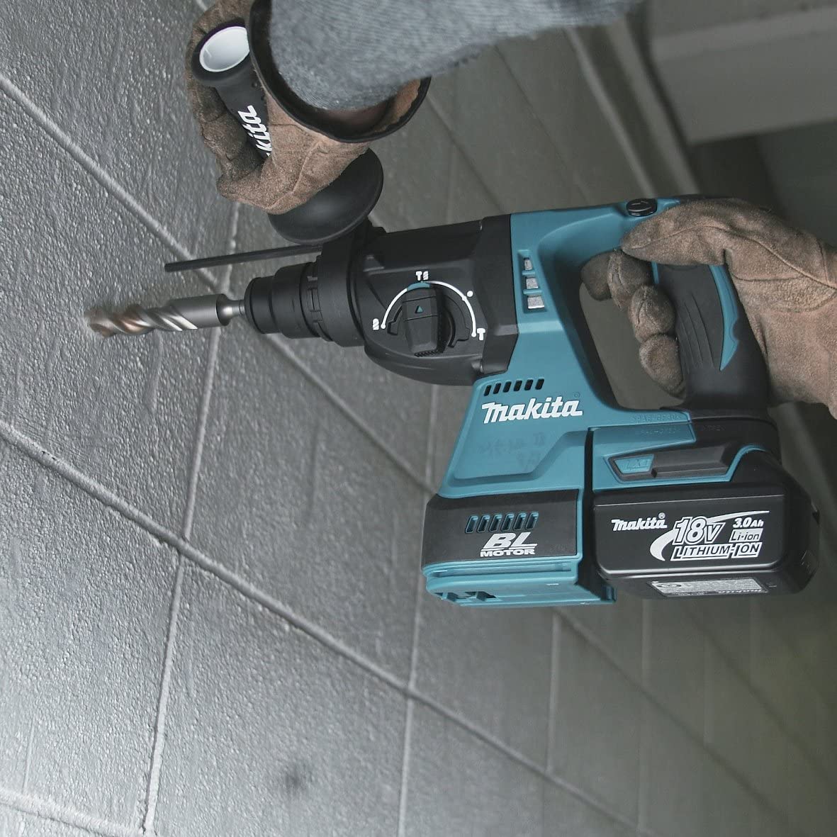 Makita 18v Brushless Sds Rotary Hammer and 2x 5.0ah Batteries MAKDHR242RFE |  | toolforce.ie