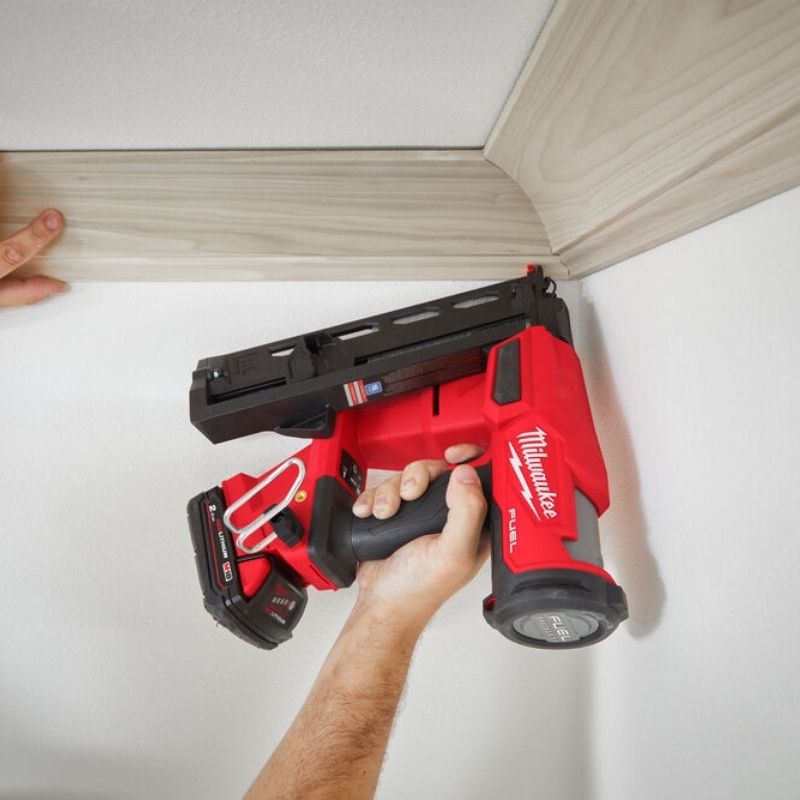 milwaukee second fix nailgun
