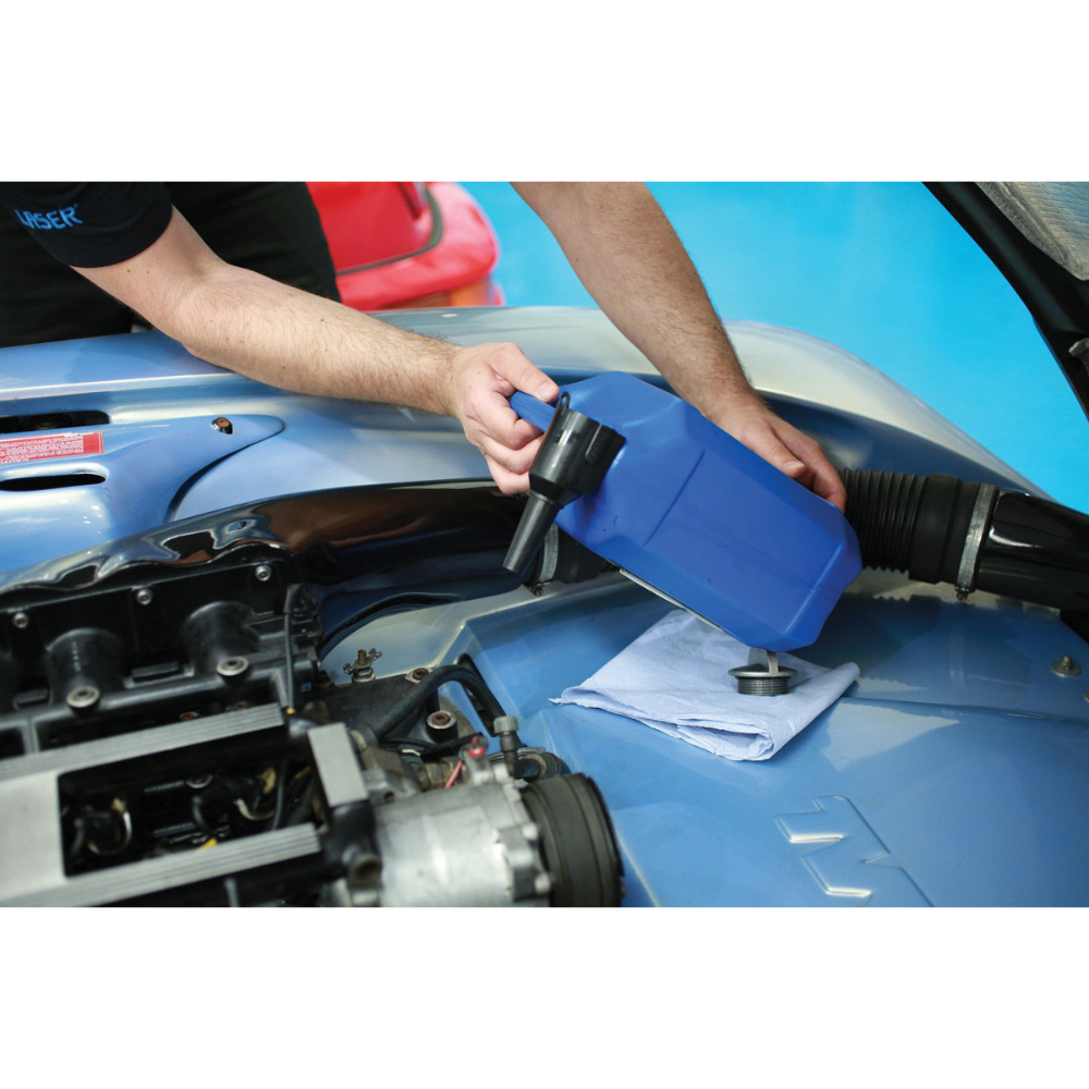 Manufactured from polypropylene and suitable for petrol, diesel, oil and brake fluid