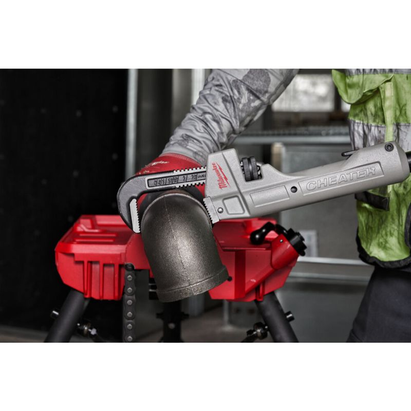 pipe wrench