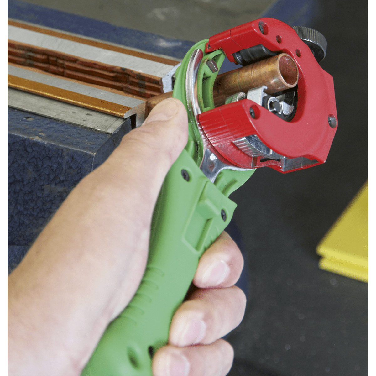 Sealey Ratcheting Pipe Cutter 2-in-1 6-28mm AK5065