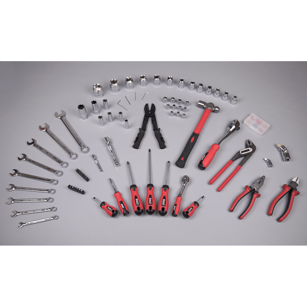 Mechanic's Tool Kit 100pc | Comprehensive range of frequently used hand tools for professional mechanics and serious DIY experts with1/4" and 1/2"Sq drive 90-tooth offset comfort grip ratchet wrenches. | toolforce.ie