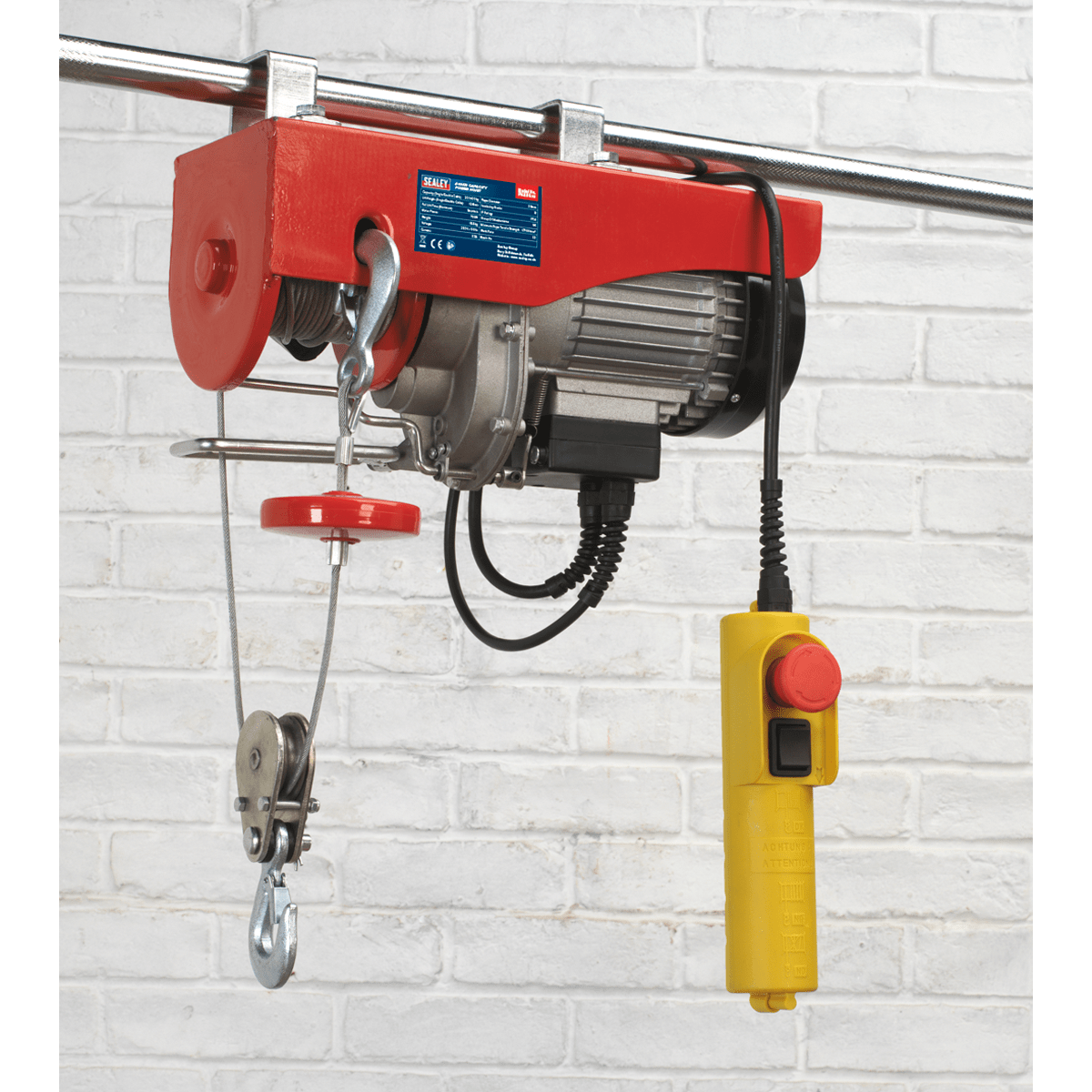 Power Hoist 230V/1ph 400kg Capacity | Approved to EU and UK Lifting Gear Regulations. | toolforce.ie