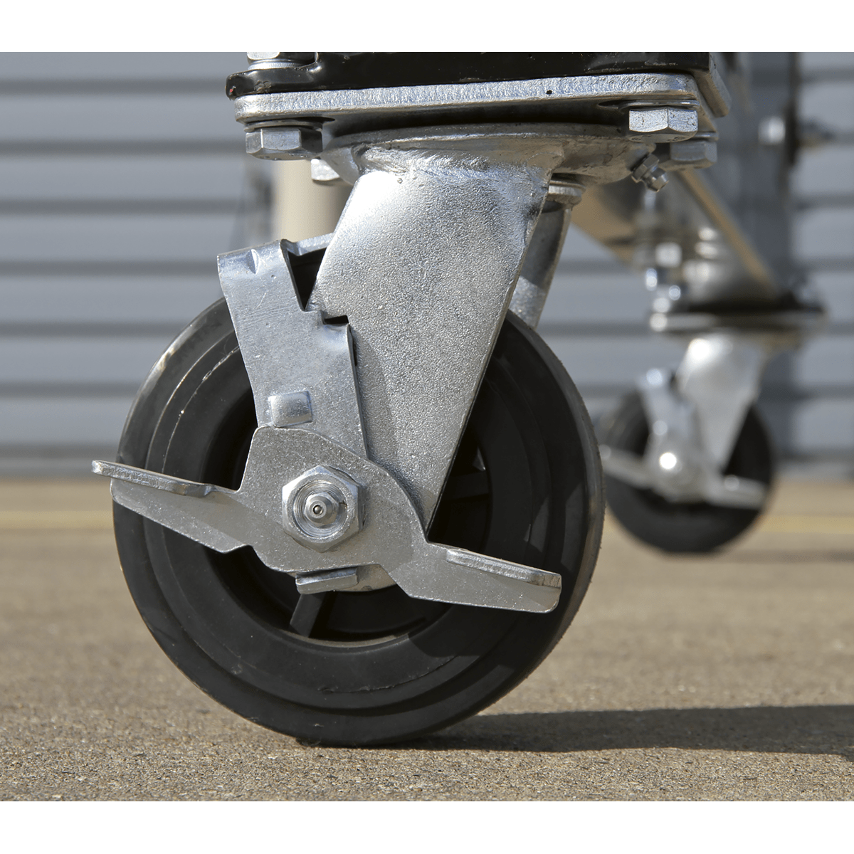 Sealey Portable Gantry Crane Adjustable 1tonne SG1000