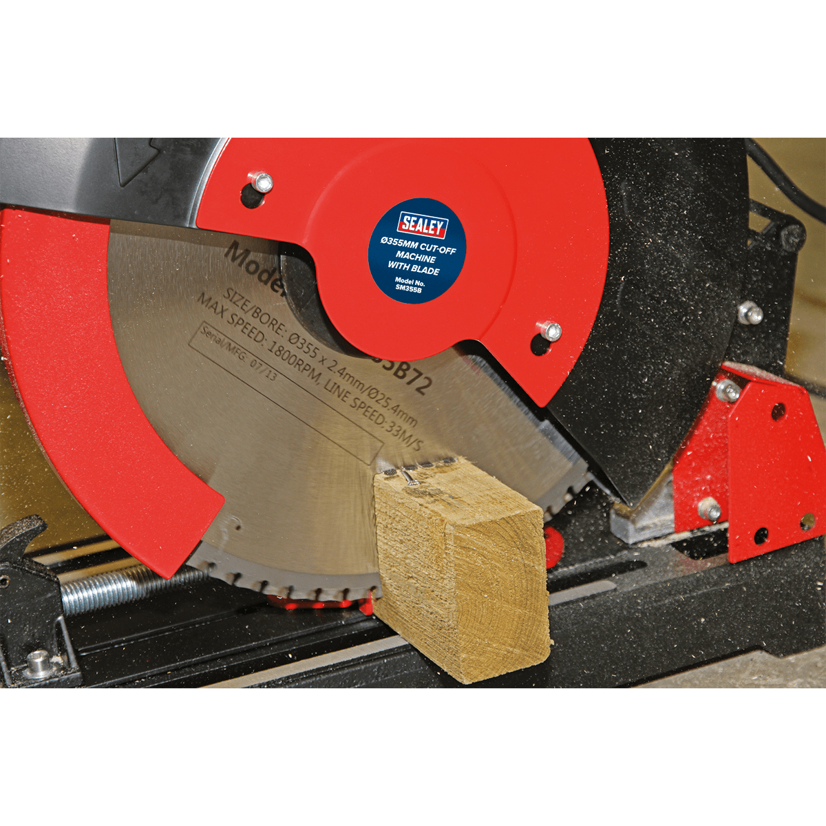 Cut-Off Machine ¯355mm 230V with Blade | ¯355mm TCT blade cuts slow and cold without the need for coolant fluid. | toolforce.ie