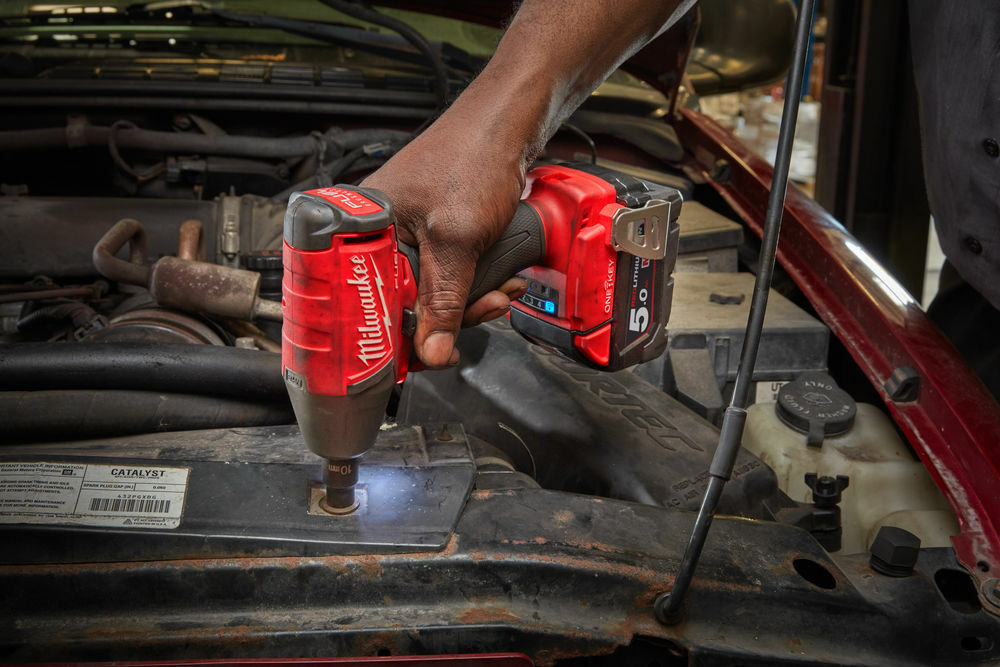 Milwaukee M18 One Key Wrench for removal and tighting of nuts and bolts