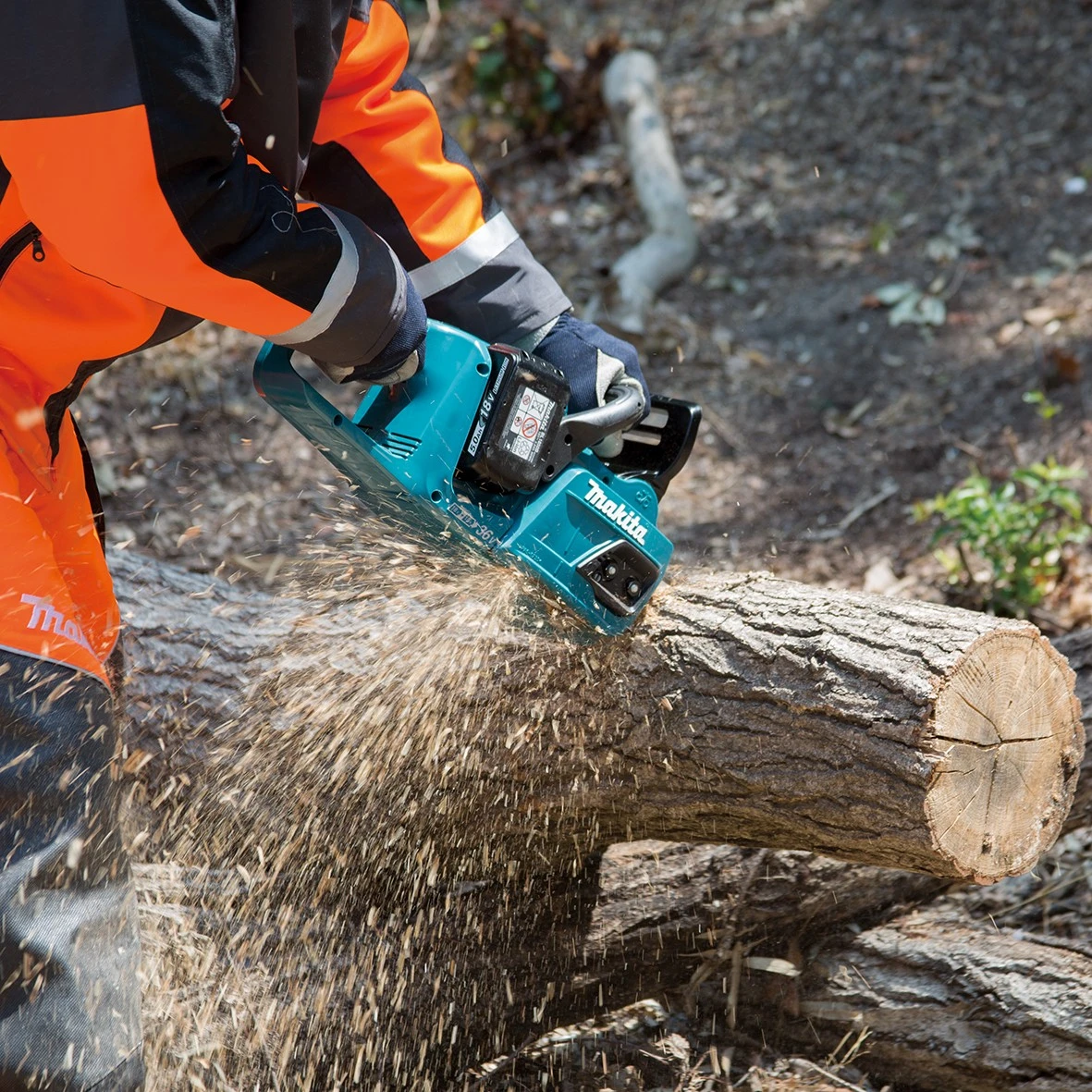 Makita 36V Brushless 16" Chainsaw DUC405Z