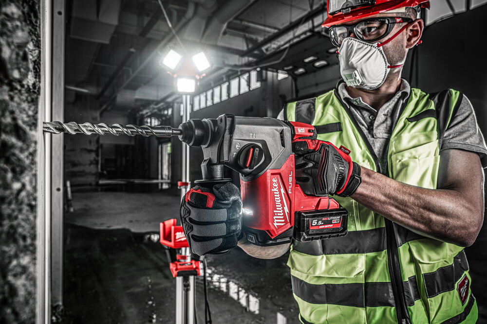 Milwaukee M18 Fuel 4-Mode 26MM SDS-Plus Hammer Drill M18FH-502B