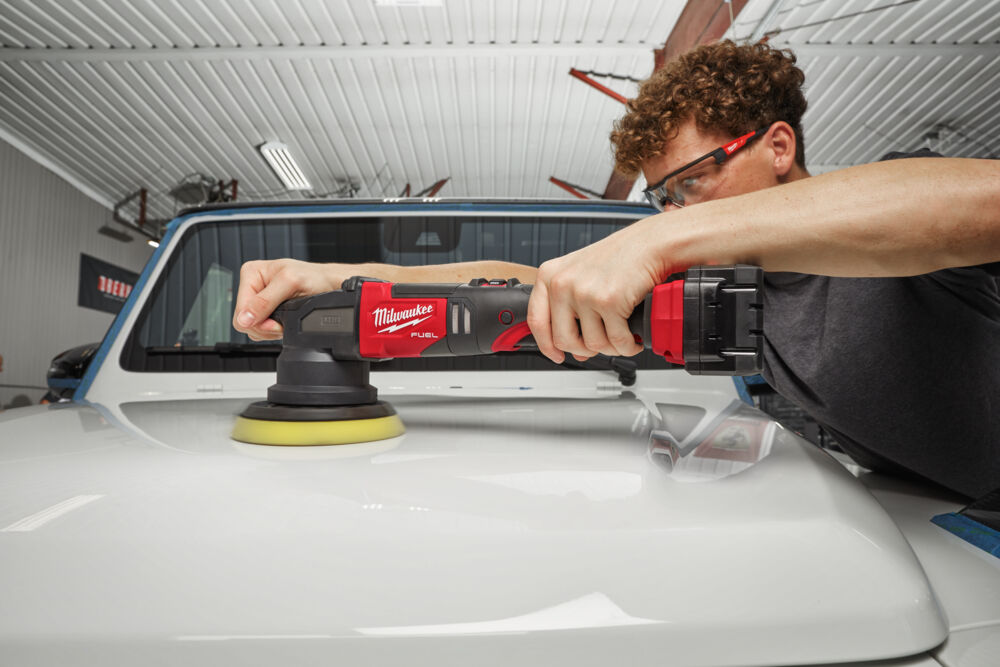 Milwaukee M18 Fuel Random Orbital Polisher with 15mm Stroke M18FROP15-502X