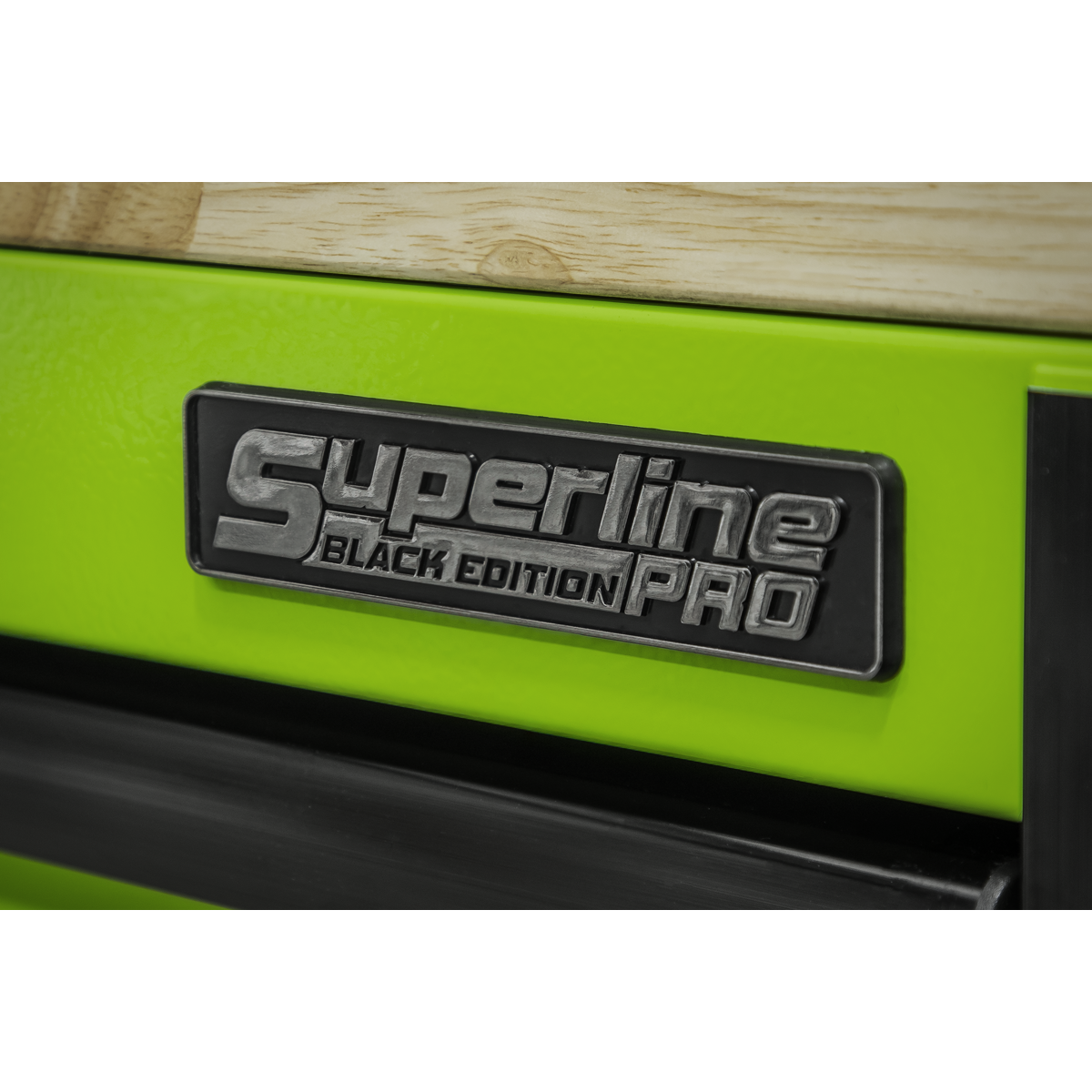 Sealey superline pro 15 Drawer 1549mm Mobile Trolley with Wooden Worktop and Hutch and 2 Drawer Riser AP6115BECOMBO1