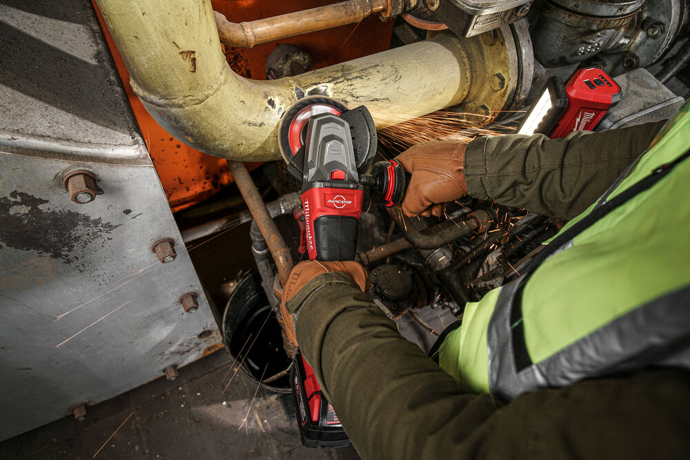 Milwaukee M18 Fuel 125mm Flathead Breaking Angle Grinder with Paddle Switch Kit M18FSAGF125XPDB-0