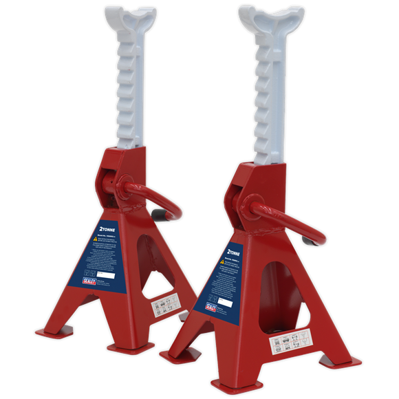 Axle Stands (Pair) 2tonne Capacity per Stand Ratchet Type | Ratchet type axle stands, with cast iron support posts. | toolforce.ie