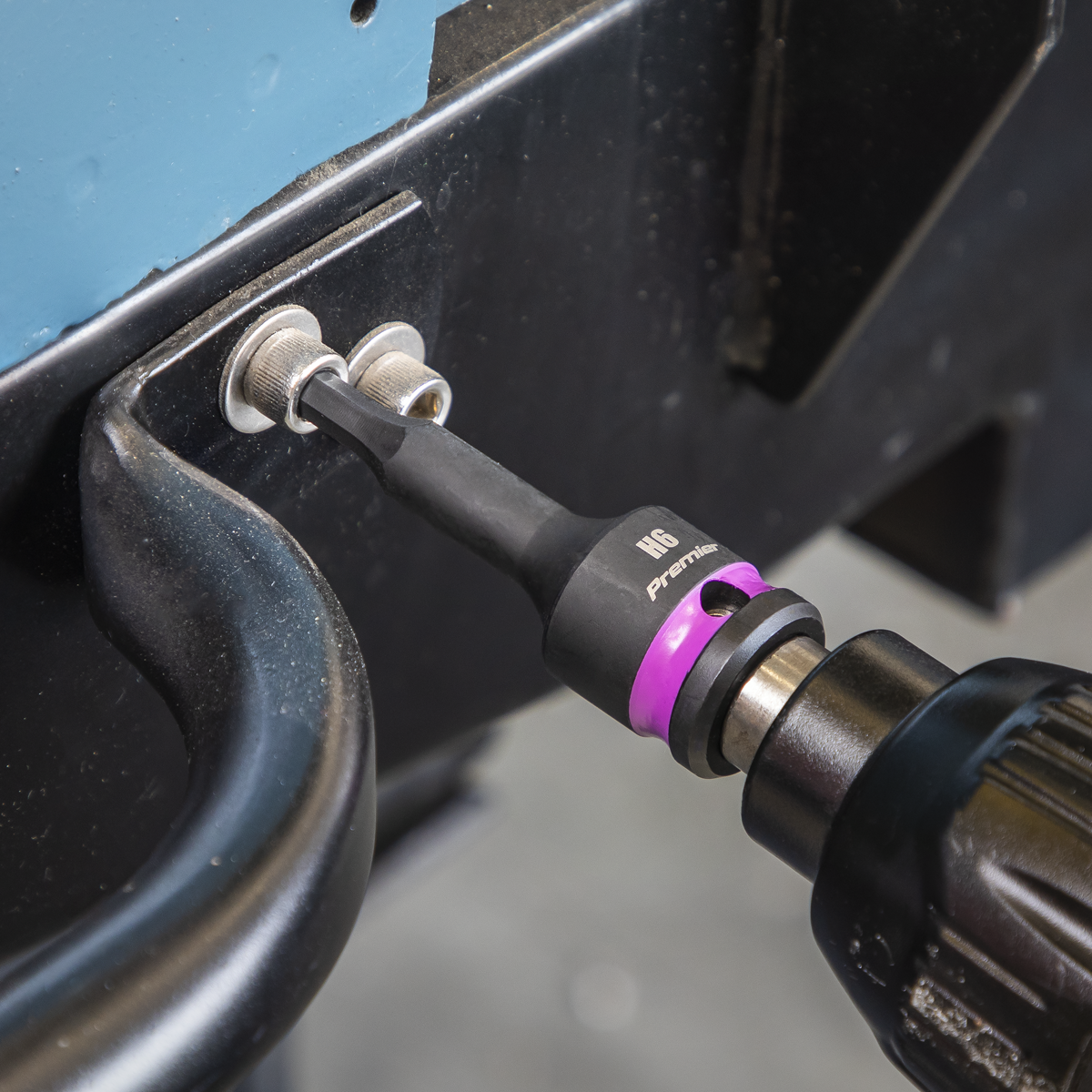 Colour-coded impact sockets rings for fast identification