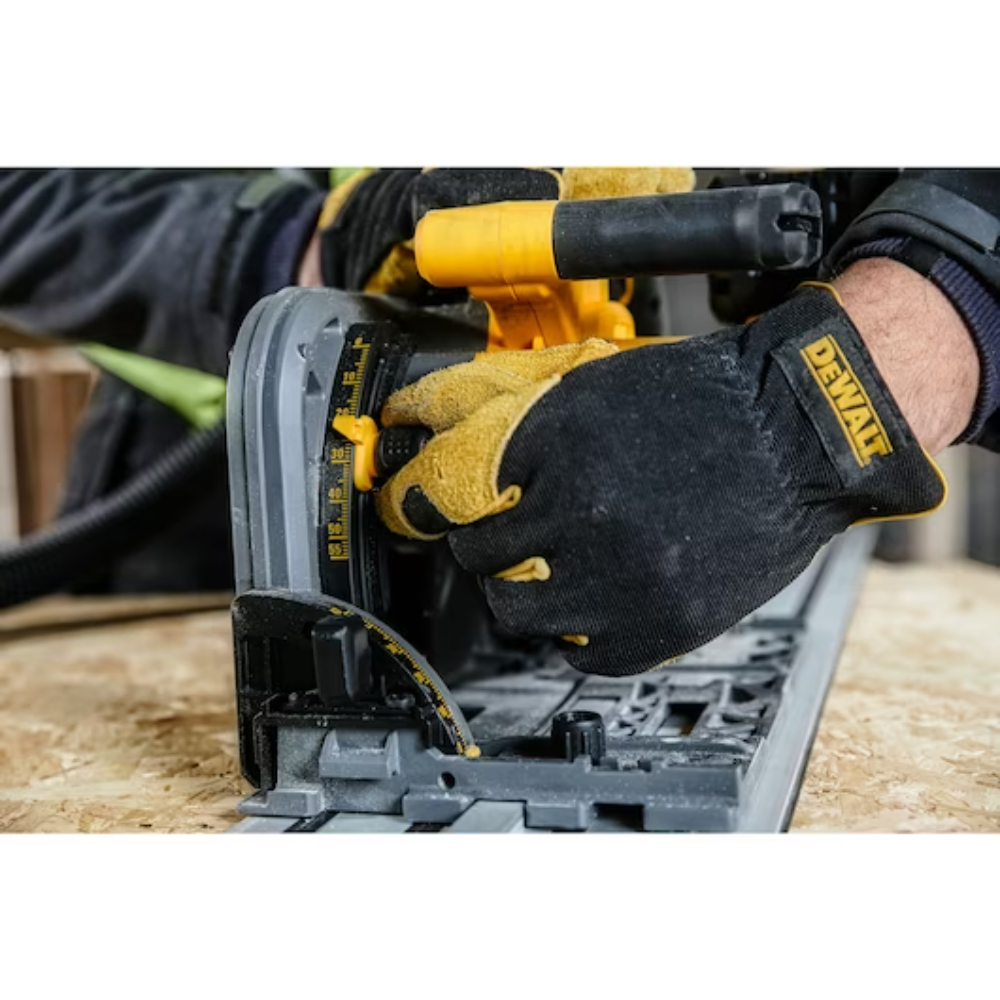 DeWalt professional plunge saw DCS520NT