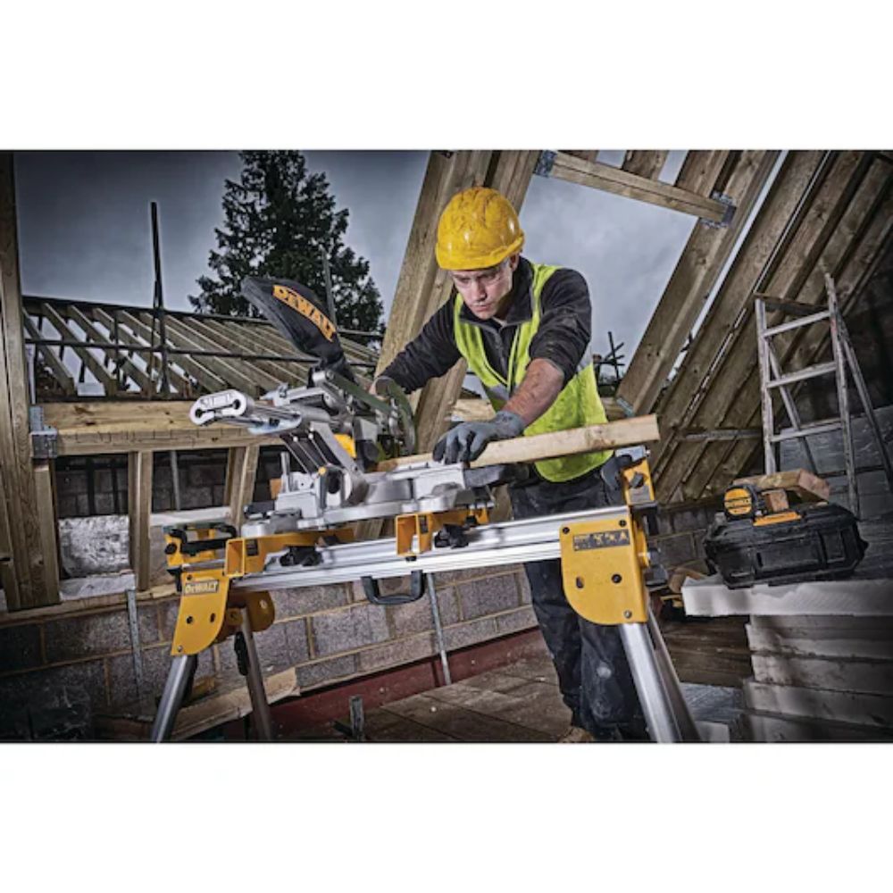 DeWalt 18v XR Cordless 184mm XPS Sliding Mitre Saw (Body Only) DCS365N-XJ