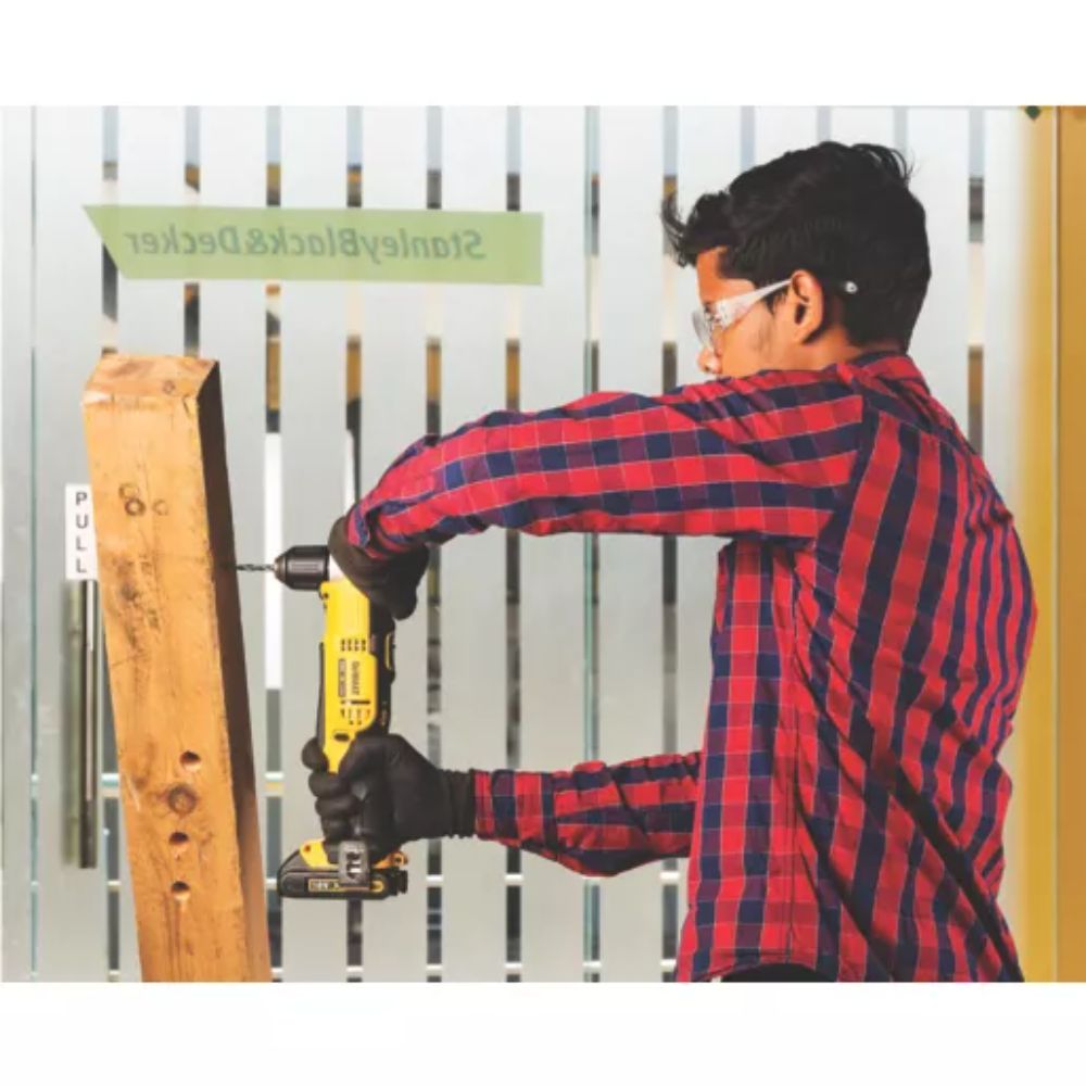 DeWalt 18v XR Cordless Angle Drill Driver (Body Only) DCD740N-XJ