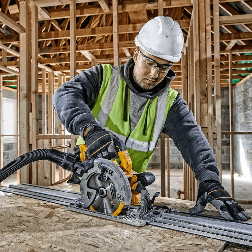 DeWalt 18V XR Brushless Cordless 184mm Circular Saw (Body Only) DCS572N-XJ