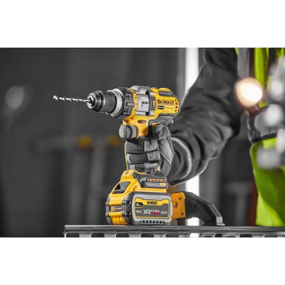 DeWalt 18v FlexVolt drill DCD999