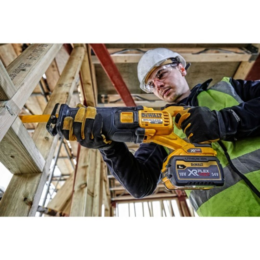 DeWalt 54v FlexVolt Brushless Cordless Reciprocating Saw with 2x 6.0Ah Batteries DCS389T2-GB