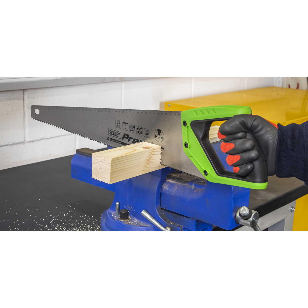 Sealy handsaw for cutting hardwood, MDF, chipboard and plastics